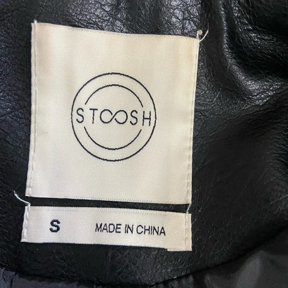Stoosh Black with White Accents Vegan Leather  Women’s Jacket Size S - Picture 2 of 11